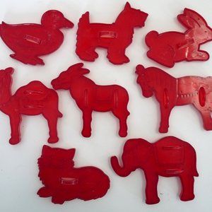 8 vintage animal cookie cutters baking craft play